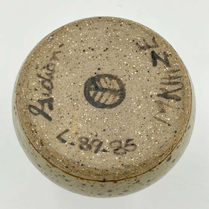 Rorke's Drift Pottery Vase MKHIZE 1985