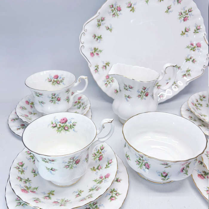 Royal Albert Winsome 21 Piece Tea Service