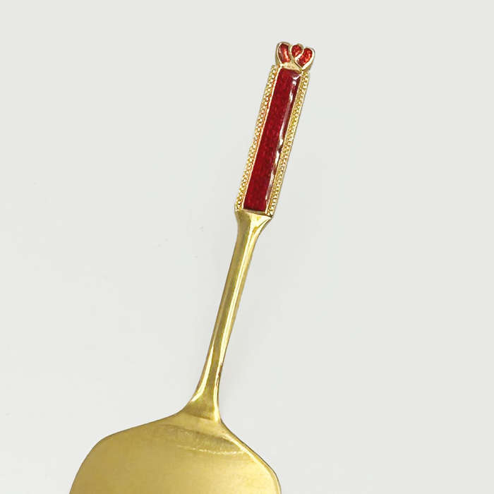 Eetrite 24ct Gold Plated Royal Albert Heirloom Cake Lifter