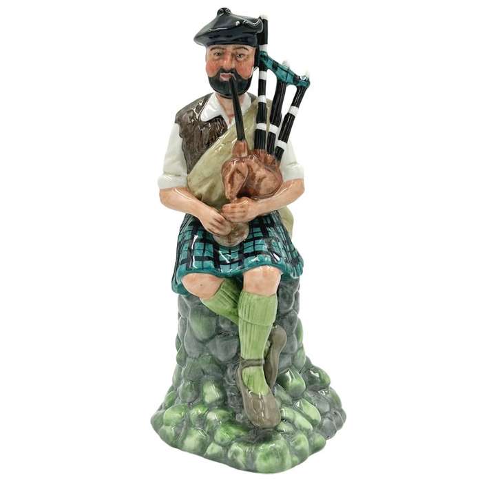 Royal Doulton Figurine The Piper HN2907