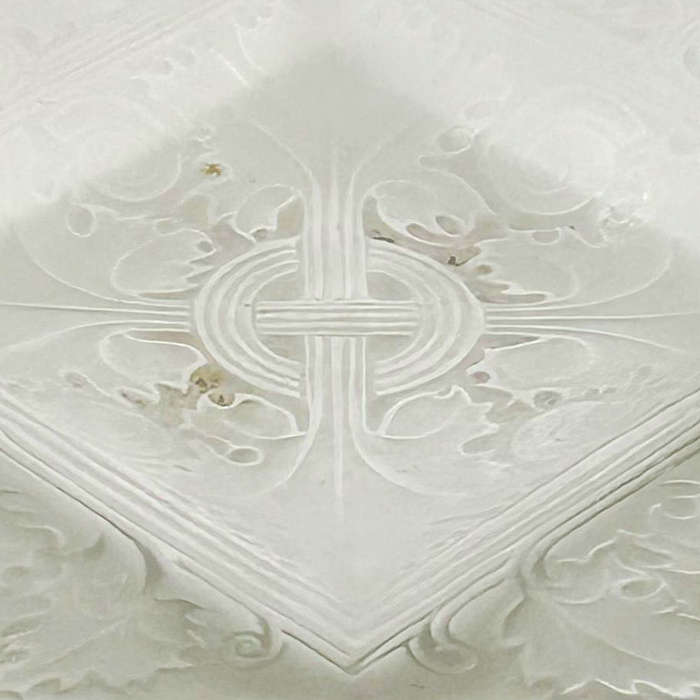Lalique Vezelay Frosted Art Nouveau Leaf Design Ashtray C1924