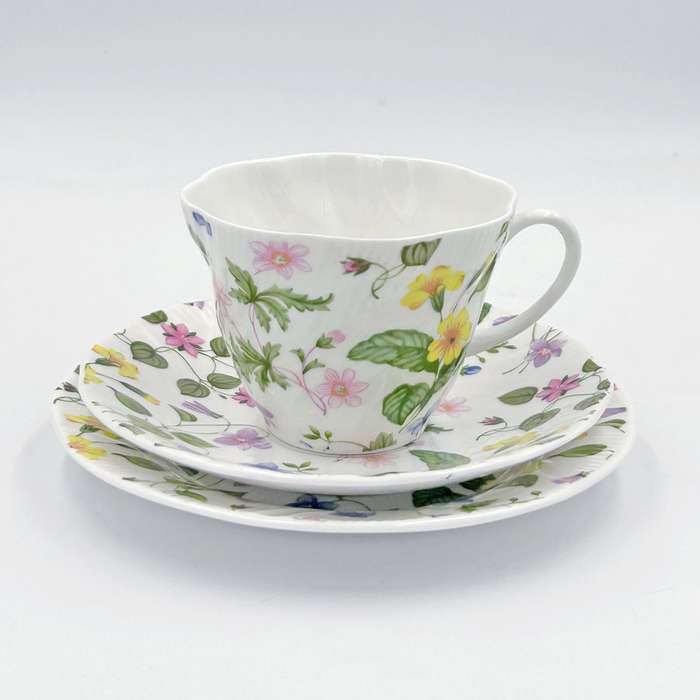 Queens Country Meadow Tea Trio