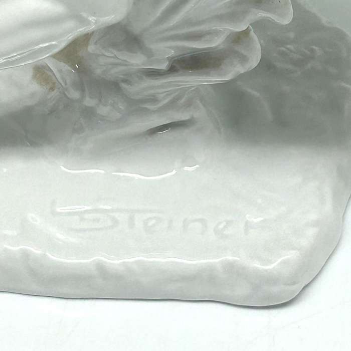 Schaubach Kunst Kurt Steiner Blanc De Chine Wild Horse Scene