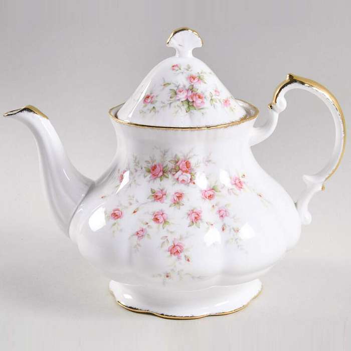Paragon Victoriana Rose Tea Pot