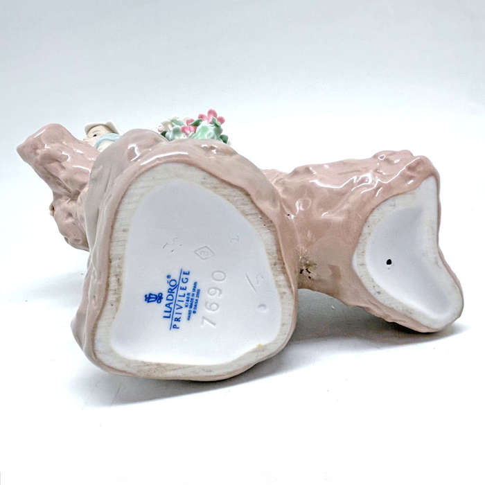 Lladro The Enchanted Forest Prince Of Elves Figurine