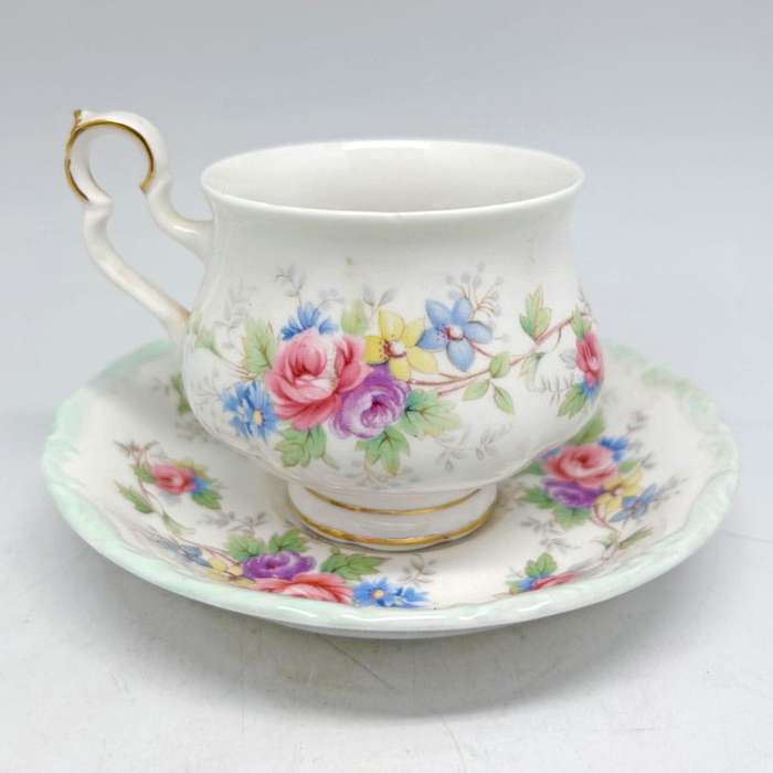 Royal Albert Colleen Victoria Bachelor Tea Set Tea For Two