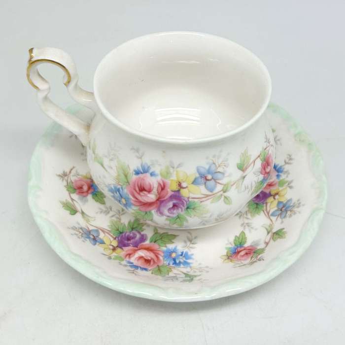 Royal Albert Colleen Victoria Bachelor Tea Set Tea For Two