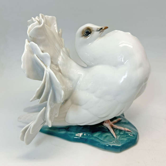 Rosenthal Pair Courting Doves Figurines Designed By Fritz Heinenreich C1950