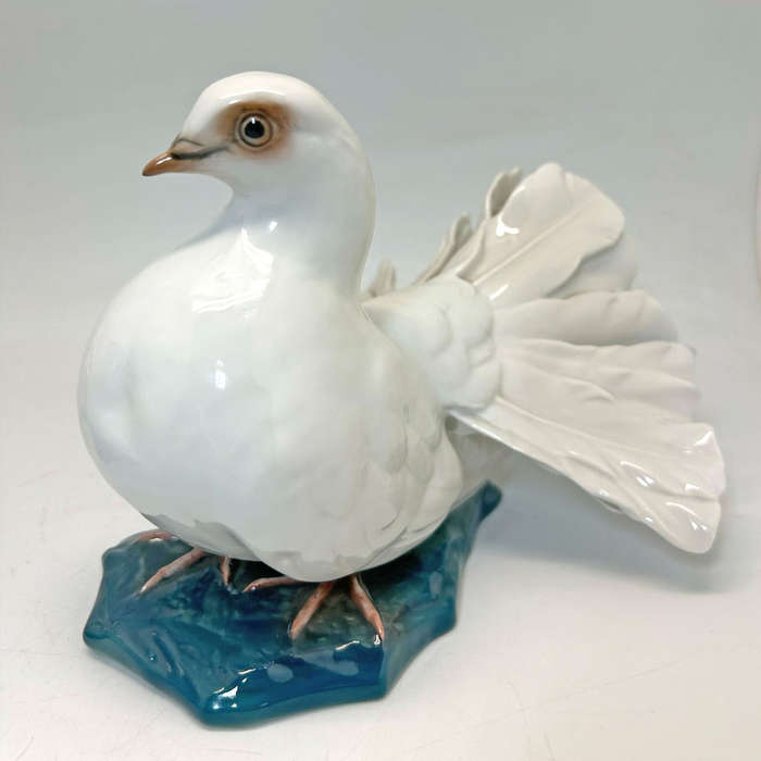 Rosenthal Pair Courting Doves Figurines Designed By Fritz Heinenreich C1950