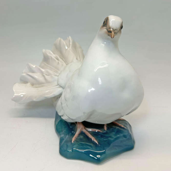 Rosenthal Pair Courting Doves Figurines Designed By Fritz Heinenreich C1950