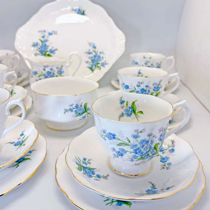 Royal Albert Forget Me Not Tea 21 Piece Tea Set