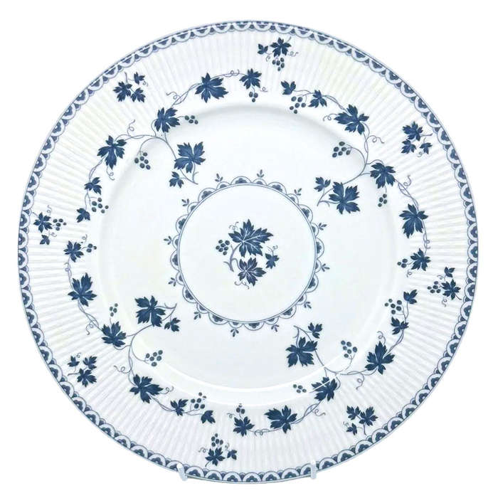 Royal Doulton Yorktown Main Plate 1013