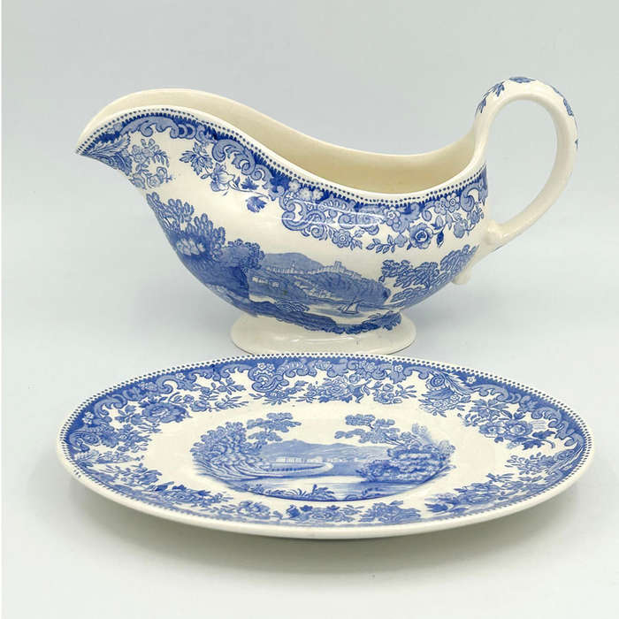Spode Copeland Severn Sauce Boat On Stand