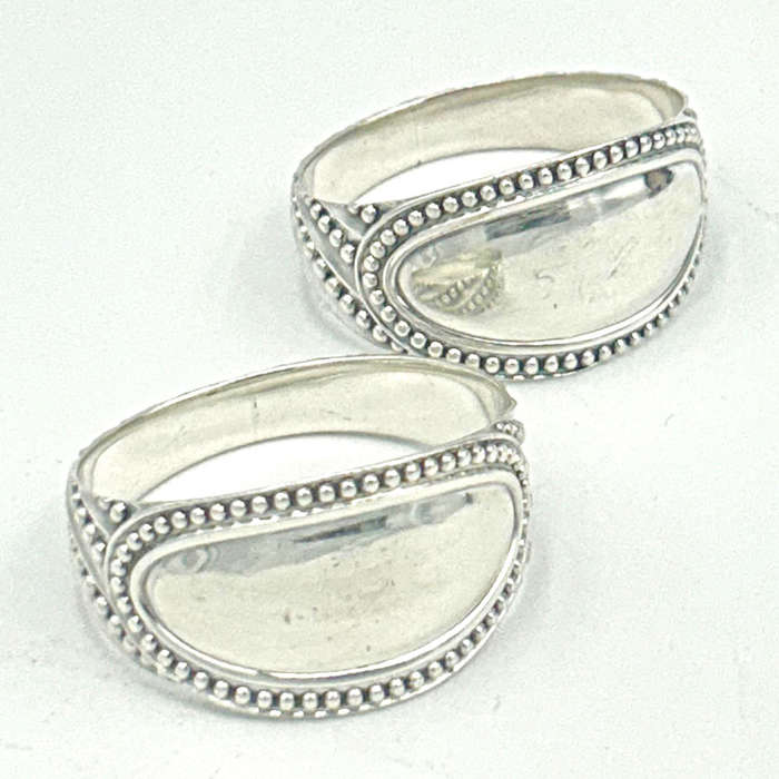 Pair Hallmarked Sterling Silver Serviette Rings Sheffield 1889