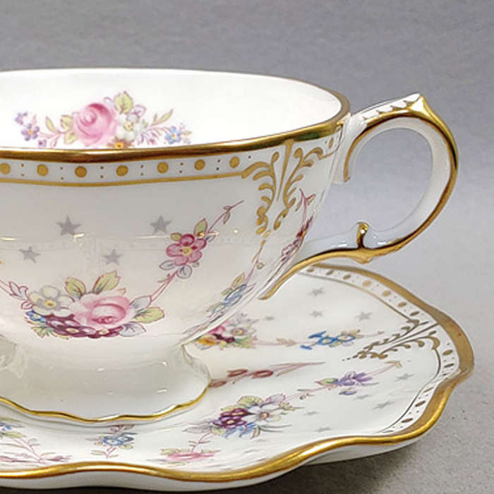 Royal Crown Derby Royal Antionette Tea Trios C1963