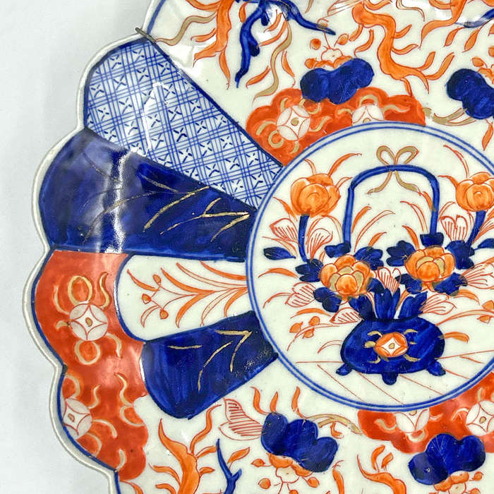 Large Imari Japanese Meiji Period Central Basket Of Flowers Wall Charger C1868
