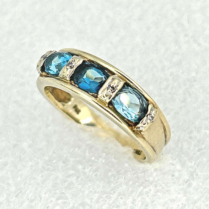 9CT Gold Sapphire Ring With Diamond Accents