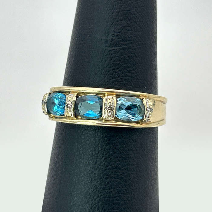 9CT Gold Sapphire Ring With Diamond Accents