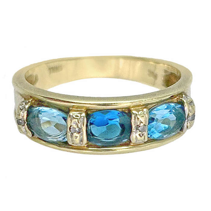 9CT Gold Sapphire Ring With Diamond Accents