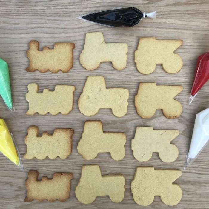 Transport Decorating Kit