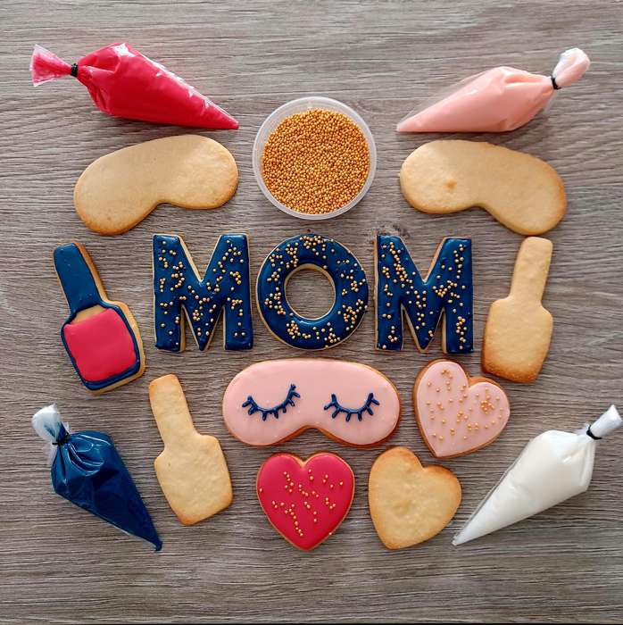 Mother's Day Cookie Decorating Kit