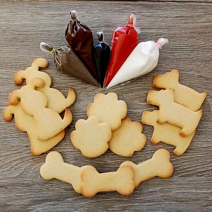 Dog Cookie Decorating Kit