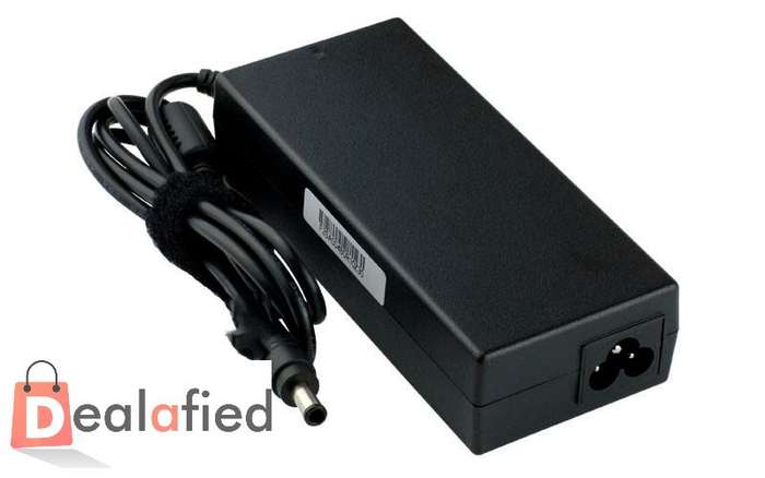 Samsung R519 R730 RV510 X520 X60 19V - 4.74A - 90W - 5.5mm/3.0mm (Middle Pin) Replacement Charger