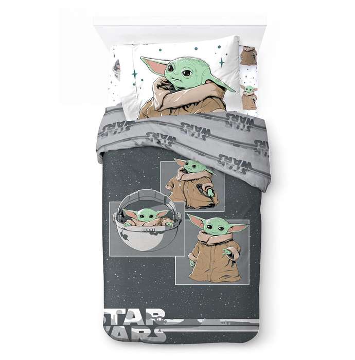 Mandalorian - The Curious Child 5 Piece Reversible Bed Set