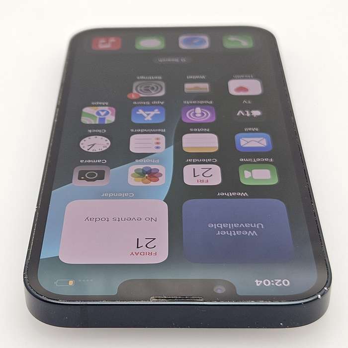 iPhone 13 128GB Midnight (6 Month Warranty) + Screen Protector Bundle Value: R200