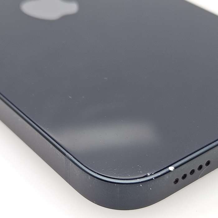 iPhone 13 128GB Midnight (6 Month Warranty) + Screen Protector Bundle Value: R200