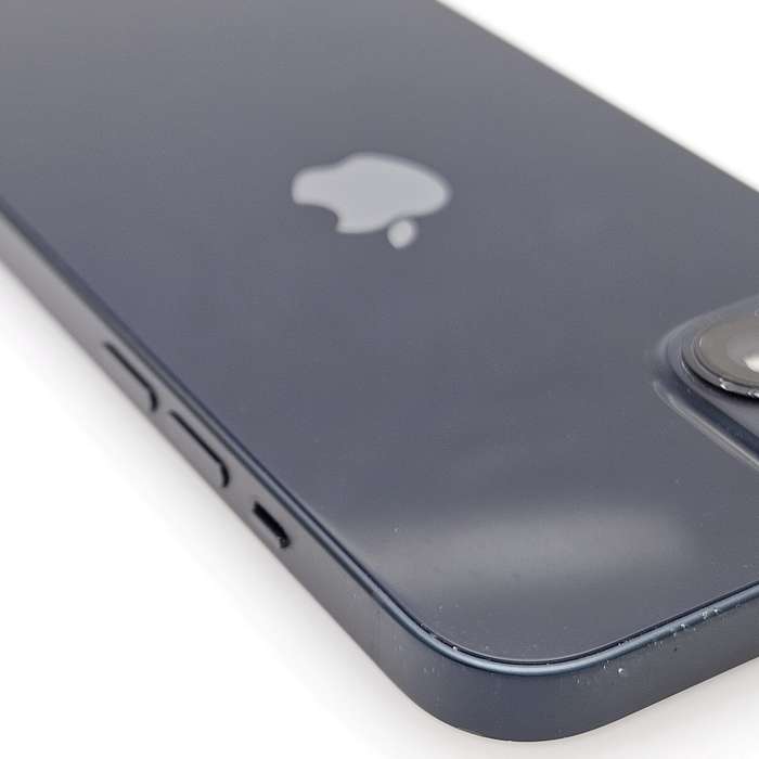 iPhone 13 128GB Midnight (6 Month Warranty) + Screen Protector Bundle Value: R200