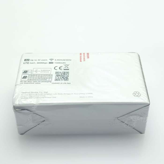 Hisense U40 16GB Dual Sim Navy Blue -  + Free Huawei Mobile WiFi