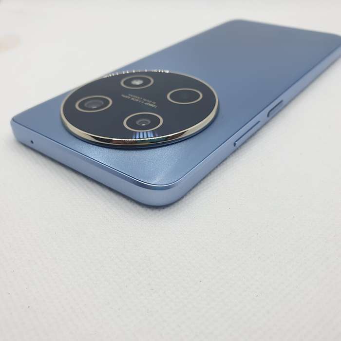 Huawei Nova 13i 256GB Blue + Cover Bundle Value R200 (6 Month Warranty) - Mint Condition