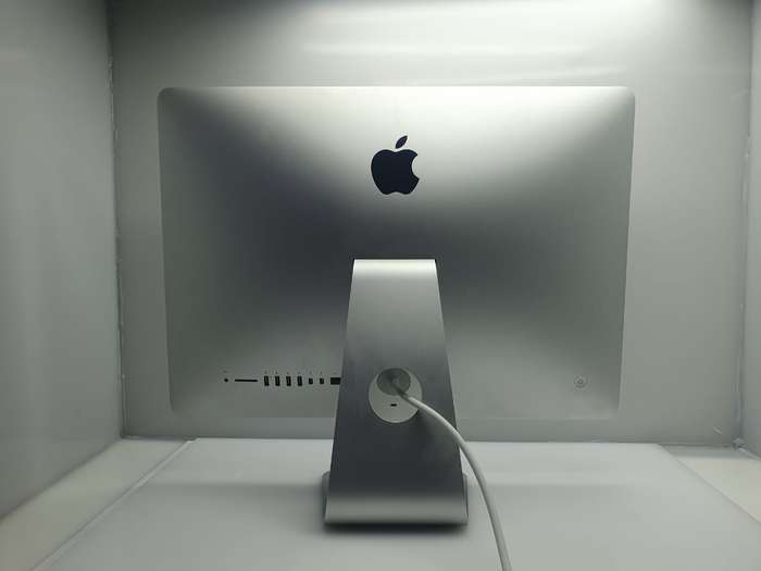 iMac 21.5-Inch "Core i5" 3.1GHz 8GB RAM 512GB SSD Silver (Retina 4K Late 2015) (12 Month Warranty...
