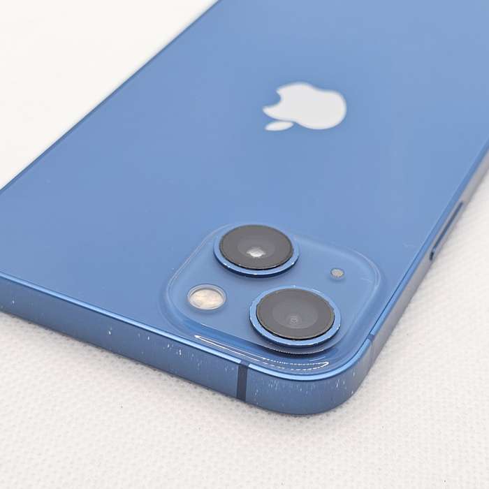 iPhone 13 256GB Blue (6 Month Warranty) + Screen Protector Bundle Value: R200