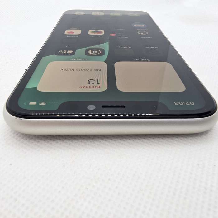 iPhone 11 64GB No Face ID| Dim Backlight White
