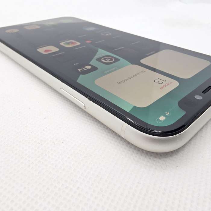 iPhone 11 64GB No Face ID| Dim Backlight White