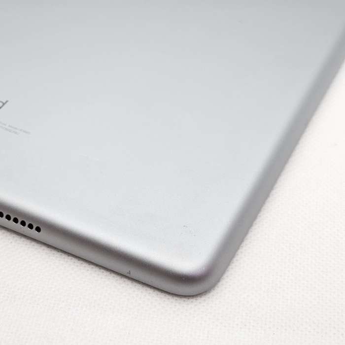 iPad 9.7 6th Gen 32GB (WiFi Only) Space Gray