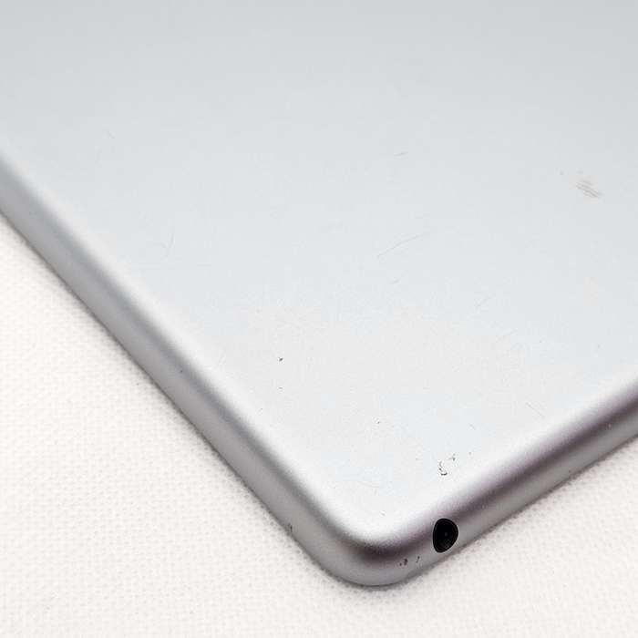 iPad 9.7 6th Gen 32GB (WiFi Only) Space Gray