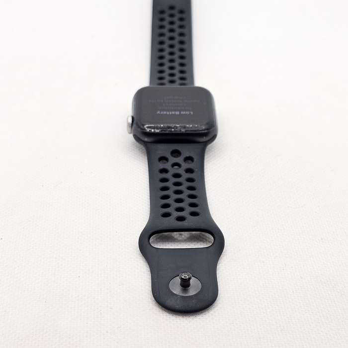 Apple Watch Series 6 40mm GPS Only Space Gray (3 Month Warranty) - With Black Nike Straps