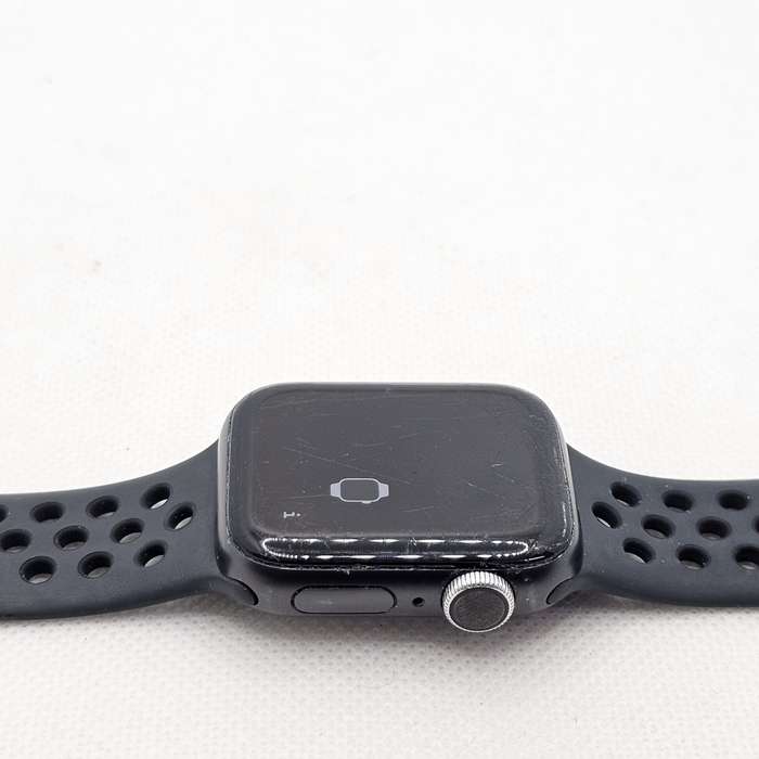 Apple Watch Series 6 40mm GPS Only Space Gray (3 Month Warranty) - With Black Nike Straps