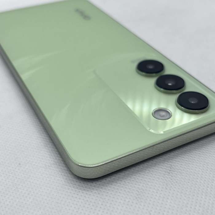 Vivo Y100 256GB Breeze Green (3 Month Warranty)- Mint Condition