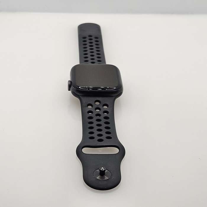 Apple Watch Series SE Nike 44mm LTE Space Gray (3 Month Warranty)