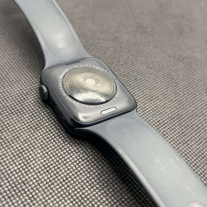 Apple Watch SE 2nd Gen 44mm GPS Only Midnight (3 Month Warranty)