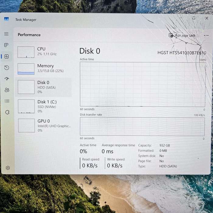 HP Pavillion 15-cr001 ni 16GB RAM 256GB SSD and 1TB HHD Cracked Screen Silver