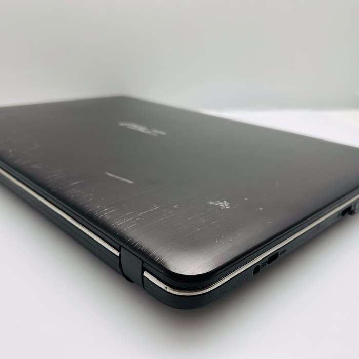 Asus VivoBook F541U 6th Gen "Core i3" 2.00GHz 8GB RAM 500GB SSD Gold (3 Month Warranty)