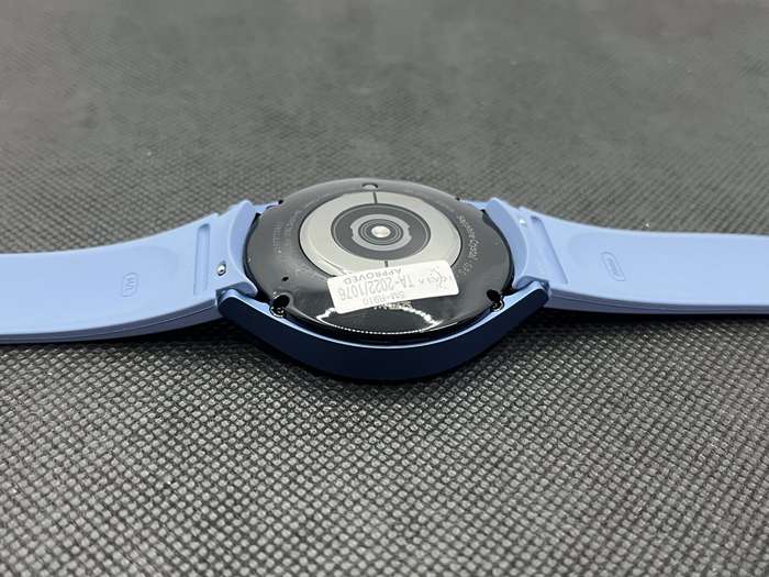 Samsung Galaxy Watch 5 44mm GPS Only Blue (3 Month Warranty)  Mint Condition