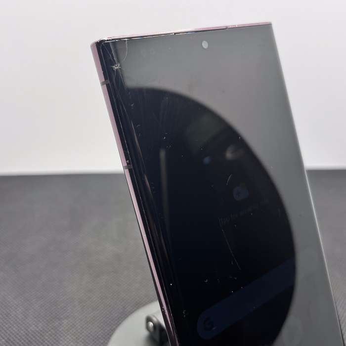 Samsung Galaxy S22 Ultra 256GB Dual Sim Burgundy (6 Month Warranty)- Cracked Screen