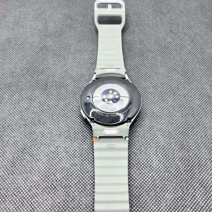 Samsung Galaxy Watch 7 44mm GPS and LTE Green (6 Month Warranty)