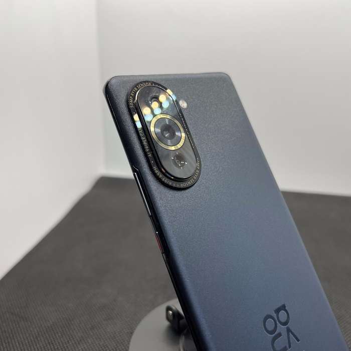 Huawei Nova 10 Pro 256GB Starry Black (3 Month Warranty) - Cracked Screen